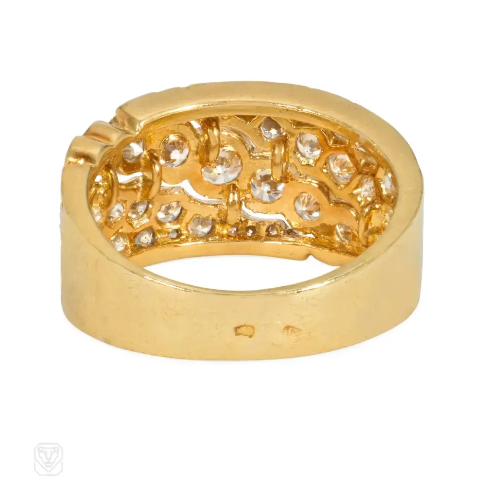 1980s Van Cleef & Arpels pierced gold and pavé diamond ring