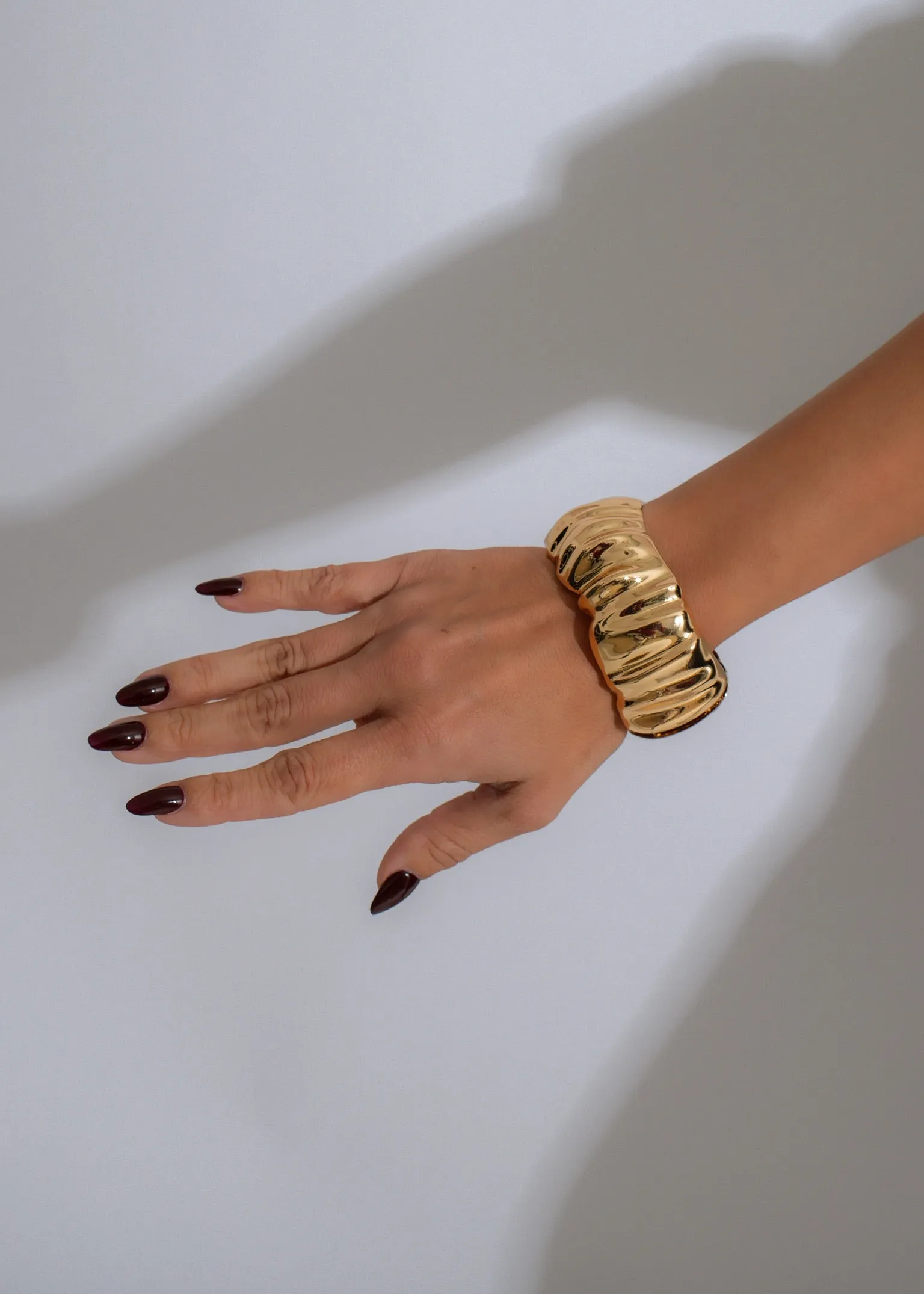 Chrome Wave Bracelet Gold