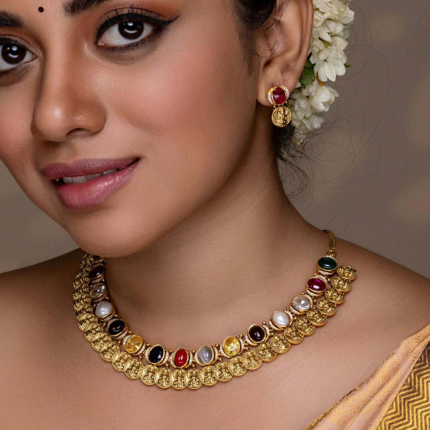 Dhanya Antique Navaratna Necklace Set