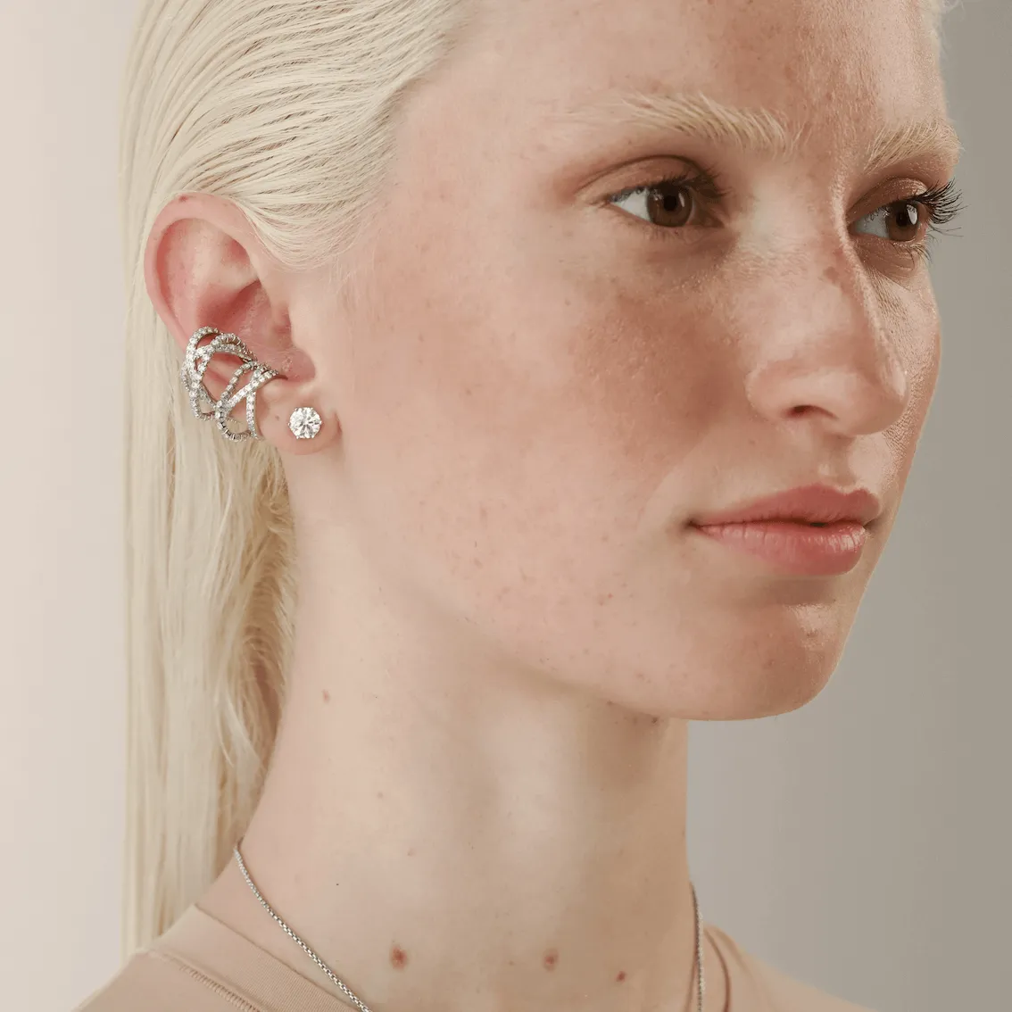 ENDLESS EAR CUFF