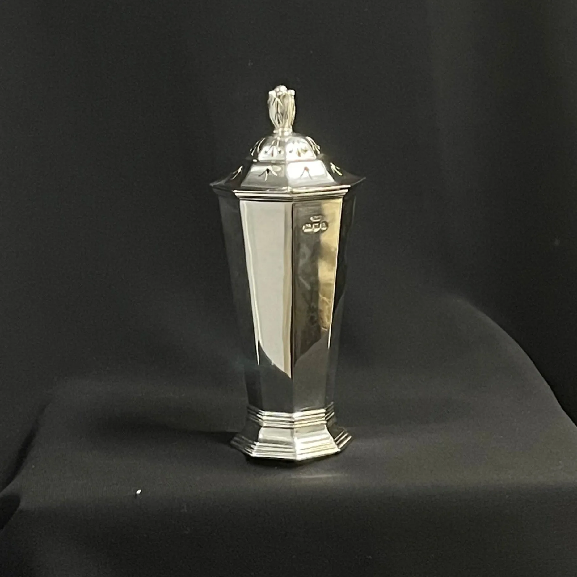 English (London) Sterling Silver Sugar Caster/Shaker C.1936