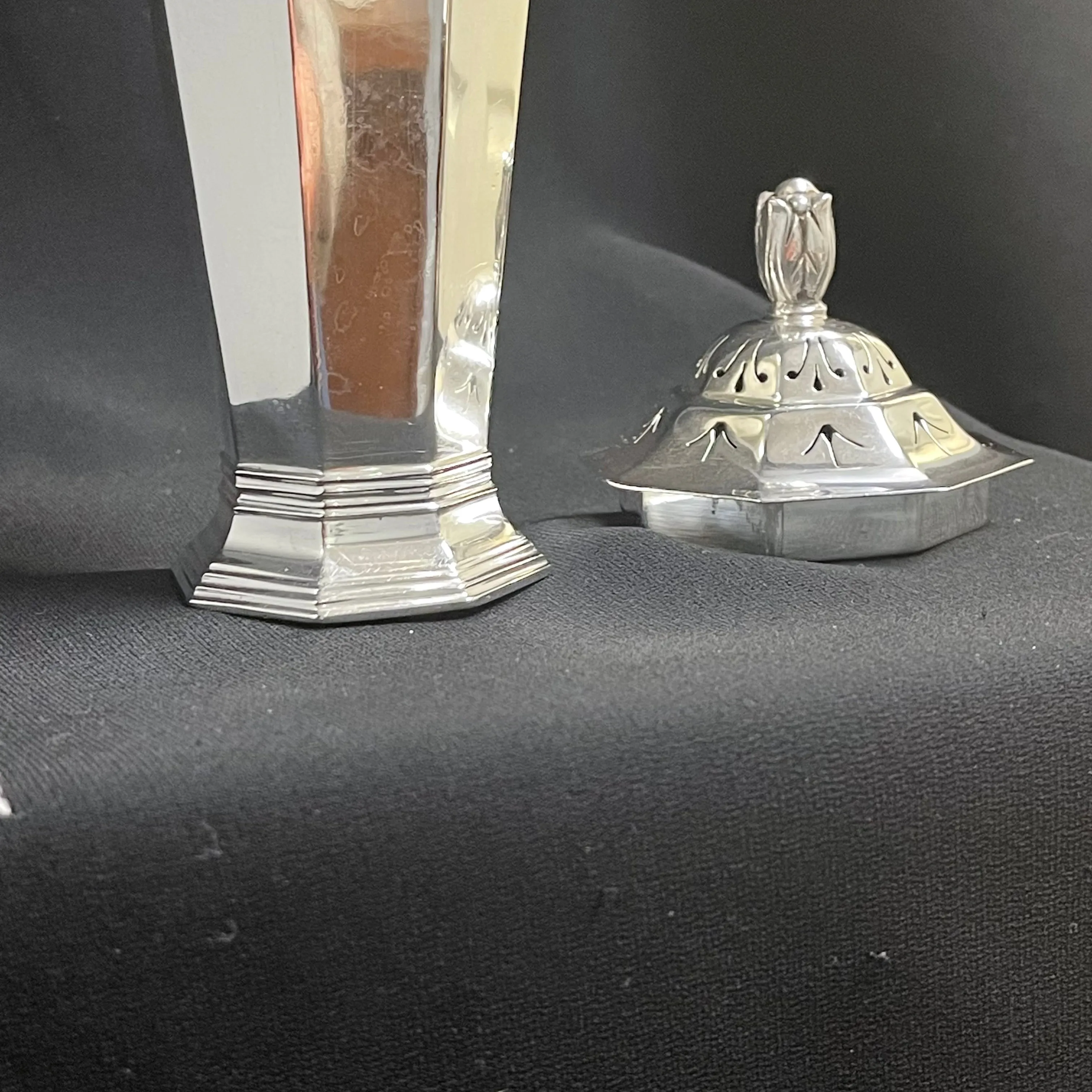 English (London) Sterling Silver Sugar Caster/Shaker C.1936