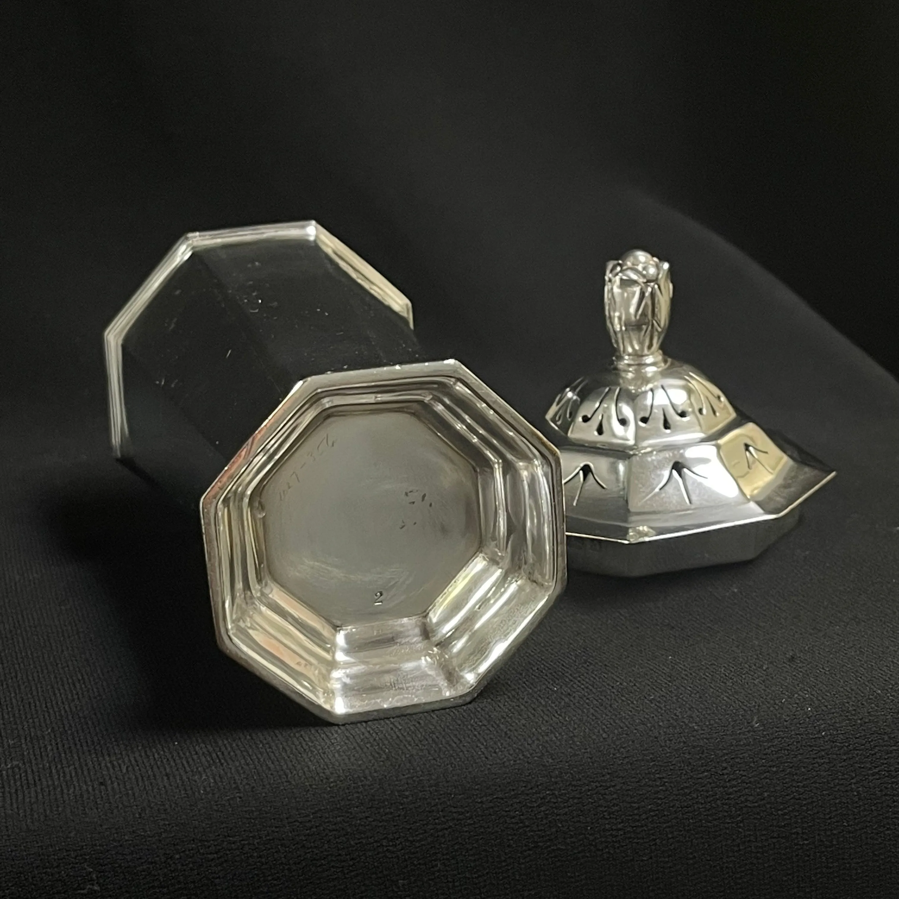 English (London) Sterling Silver Sugar Caster/Shaker C.1936