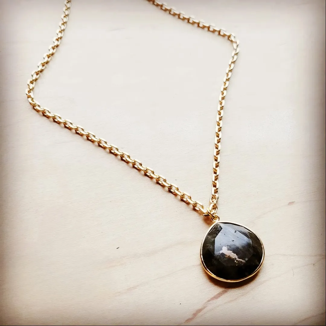 Gold Necklace w/ Labradorite Pendant