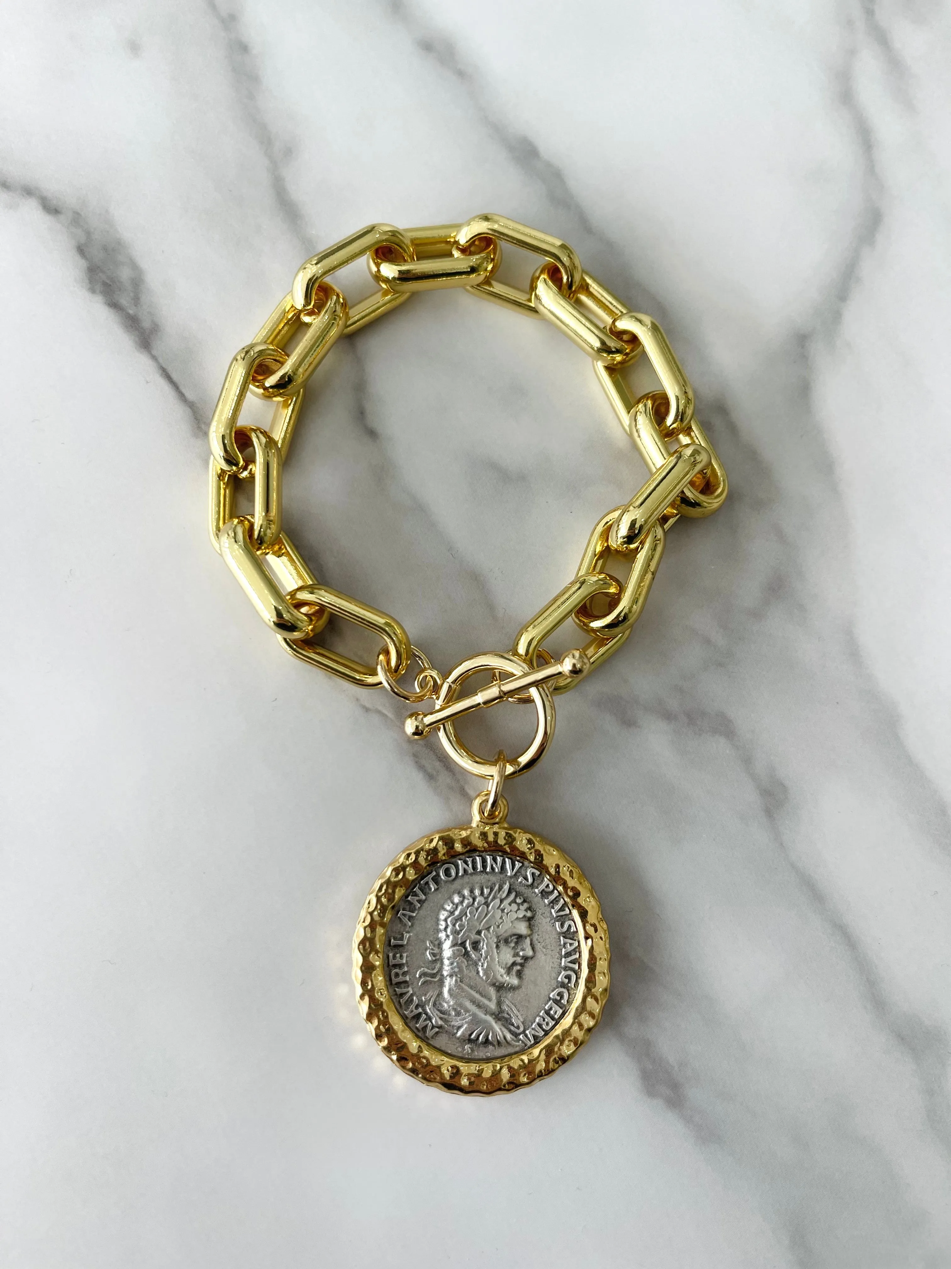 Medallion bracelet